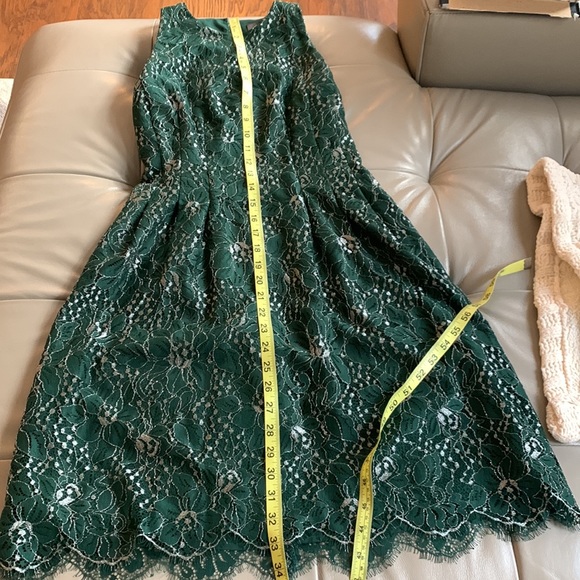 Vince Camuto Green Lace Jewel Neck Cocktail Dress - Picture 10 of 12
